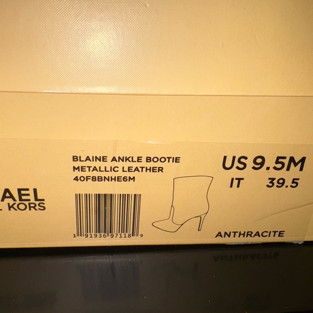 Michael Kors Silver Ankle Booties with Stiletto Heel - Picture 4 of 4